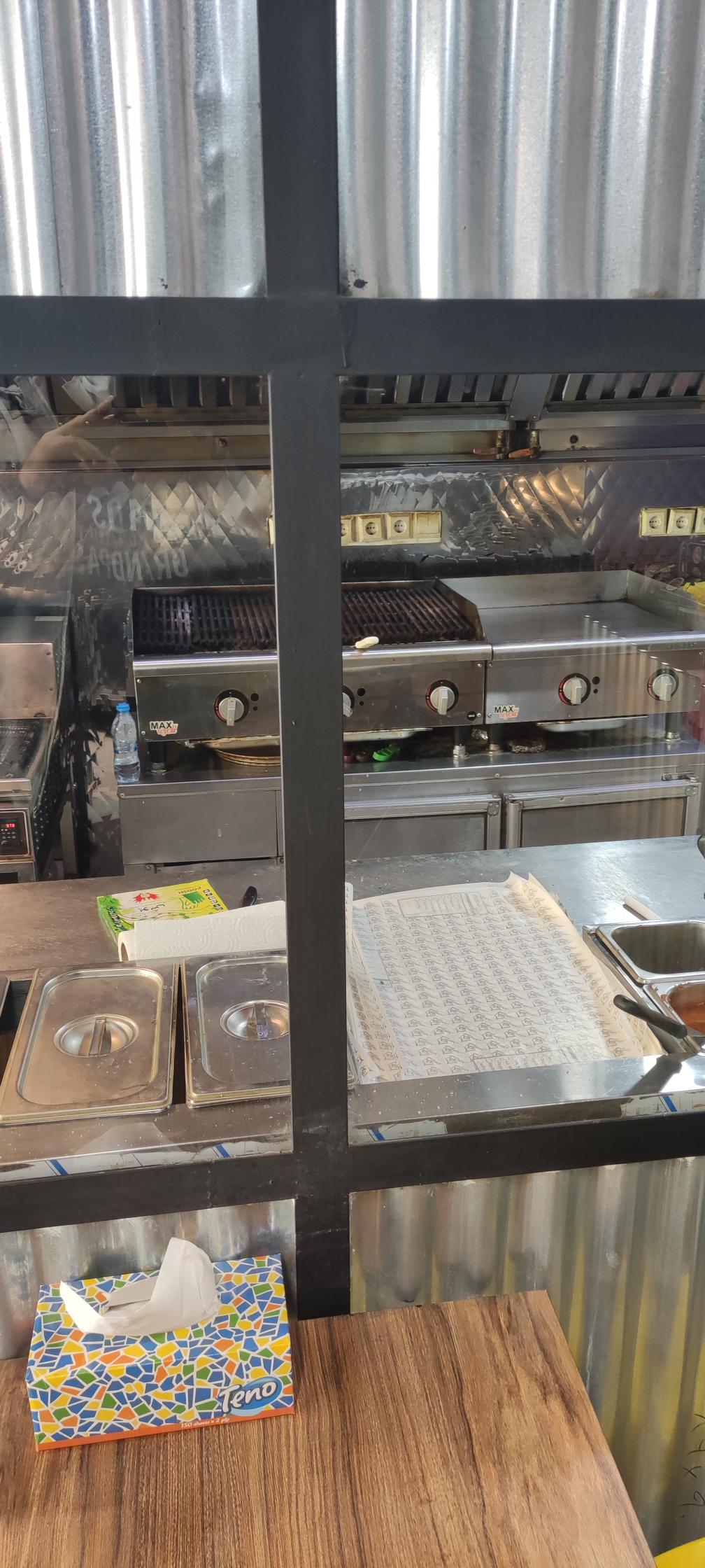 فست فود برگرکده