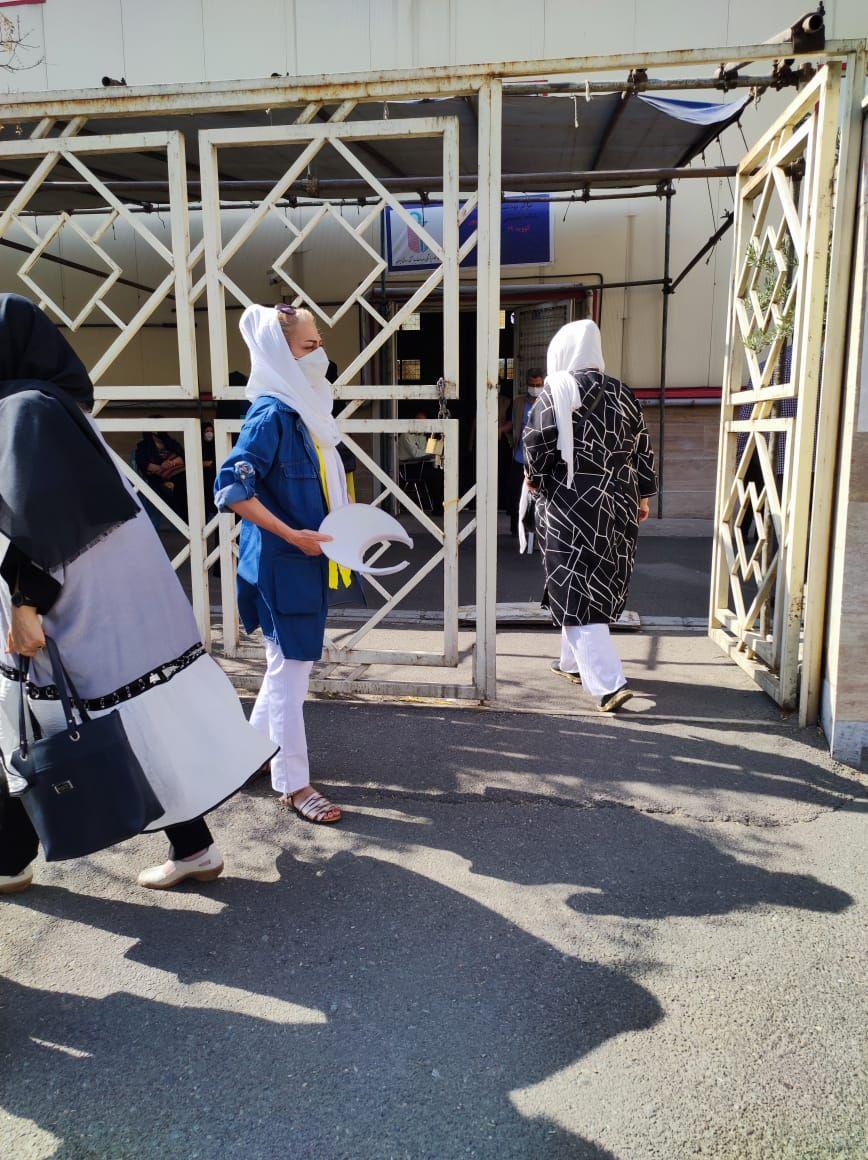 مجموعه ورزشی الزهرا ۶۲