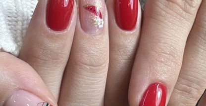 سالن زیبایی و عروس روبی رژ (سرخ گون)