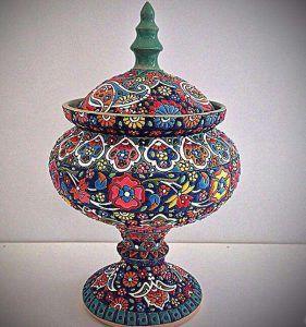 کارگاه سرامیک سازی و مینا کاری باقریان