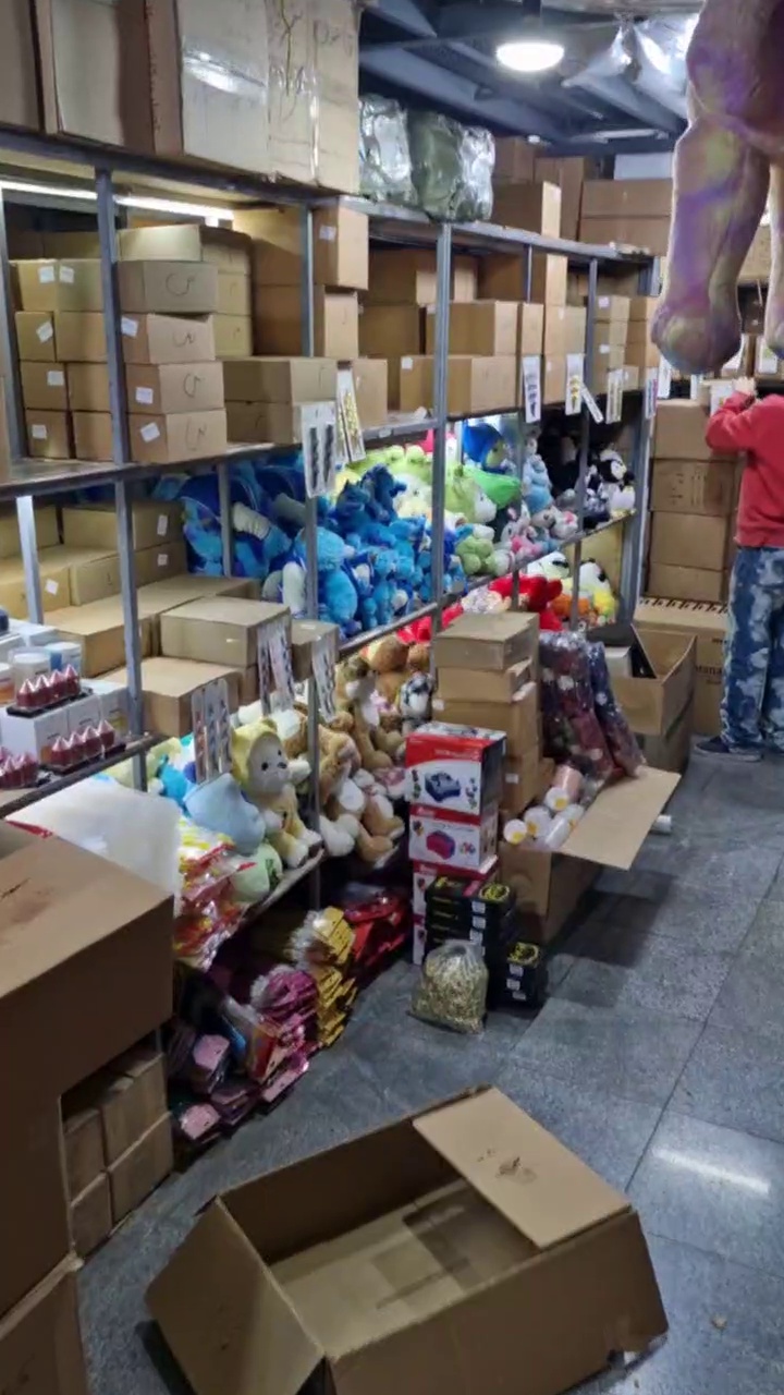 فروشگاه لوازم تولد و جشن سورساتان