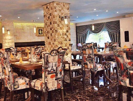 کافه رستوران رویالی