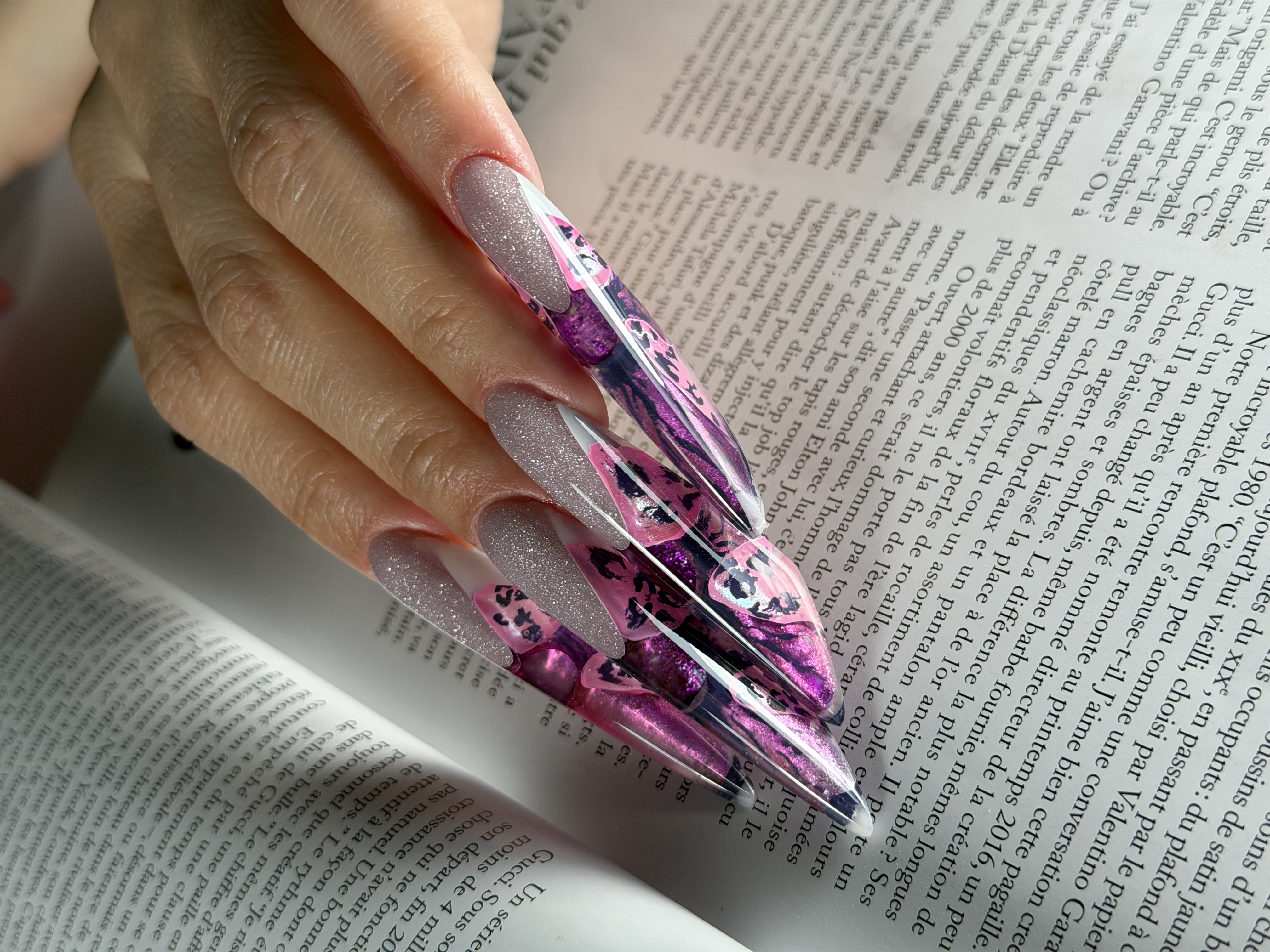 خدمات و آموزش تخصصی ناخن بهار اسدی