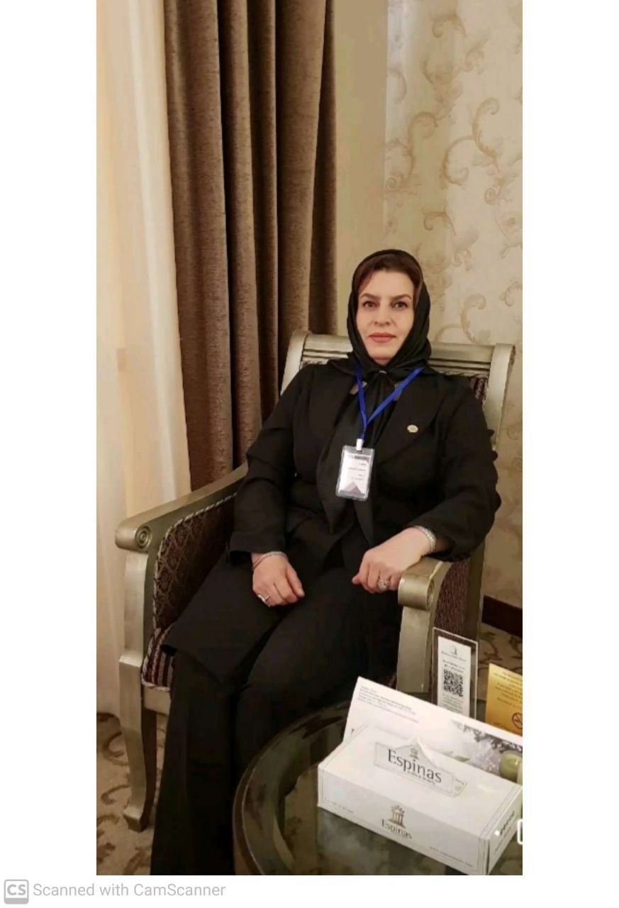 وکیل پایه یک دادگستری نفیسه عابری منصور