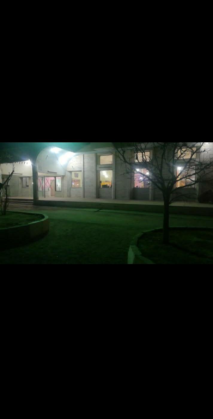 رستوران بهاران