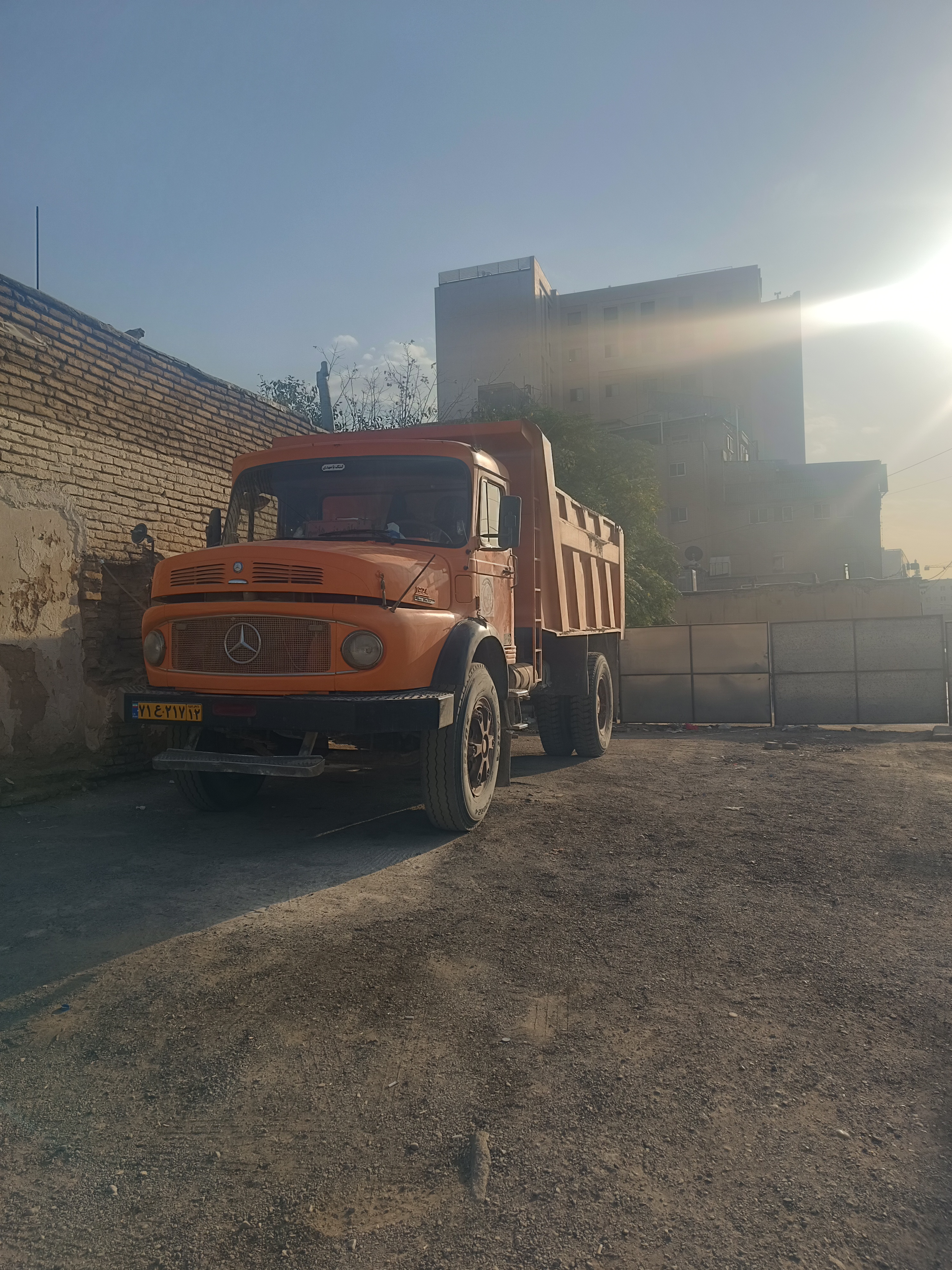 پارکینگ عمومی شوشتری