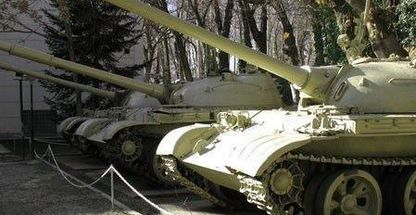 کاخ شهرام  موزه نظامی 