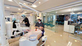 کلینیک دندان پزشکی دکتر حسن روشن‌طلب