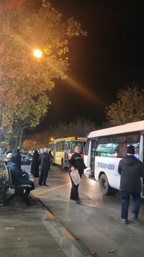 ایستگاه اتوبوس میدان امام خمینی