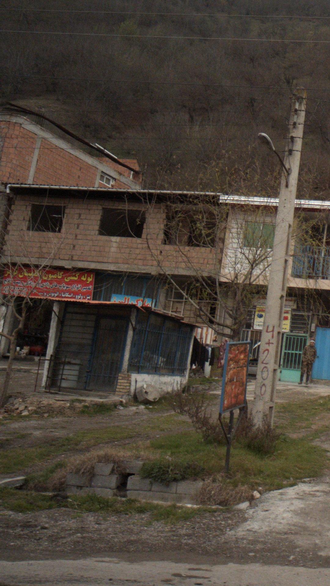 مکانیکی و لرق خودرو آزادمهر 