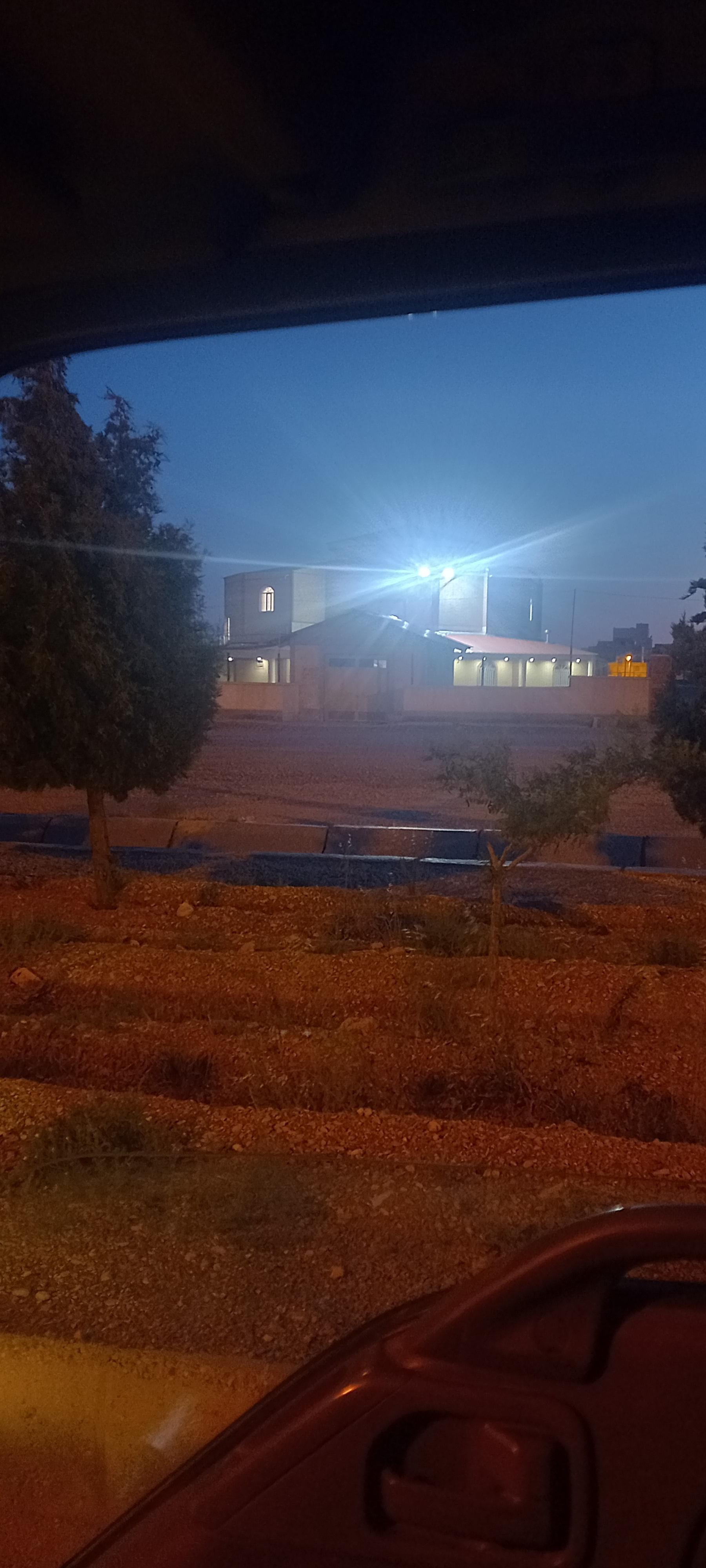 سالن ورزشی جهاد