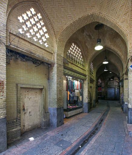 بازار رضا مروی