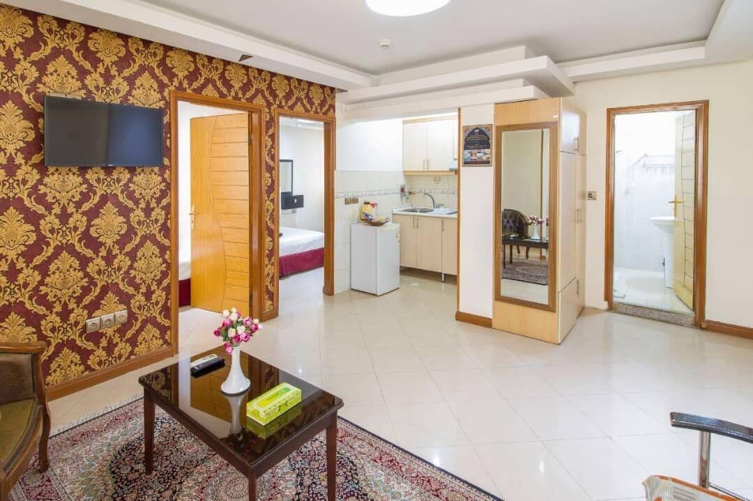 هتل آپارتمان رواق