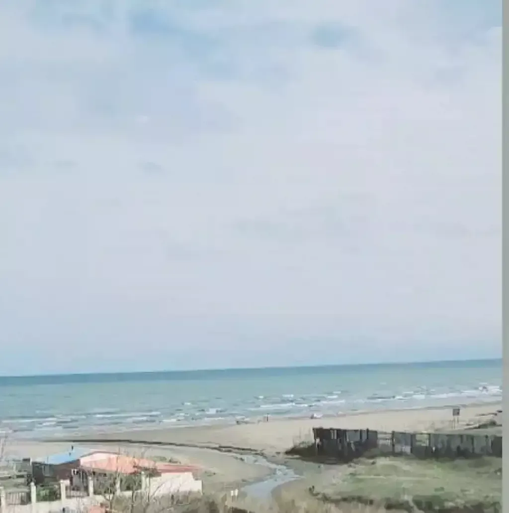 هتل آپارتمان نازخزر بندر انزلی