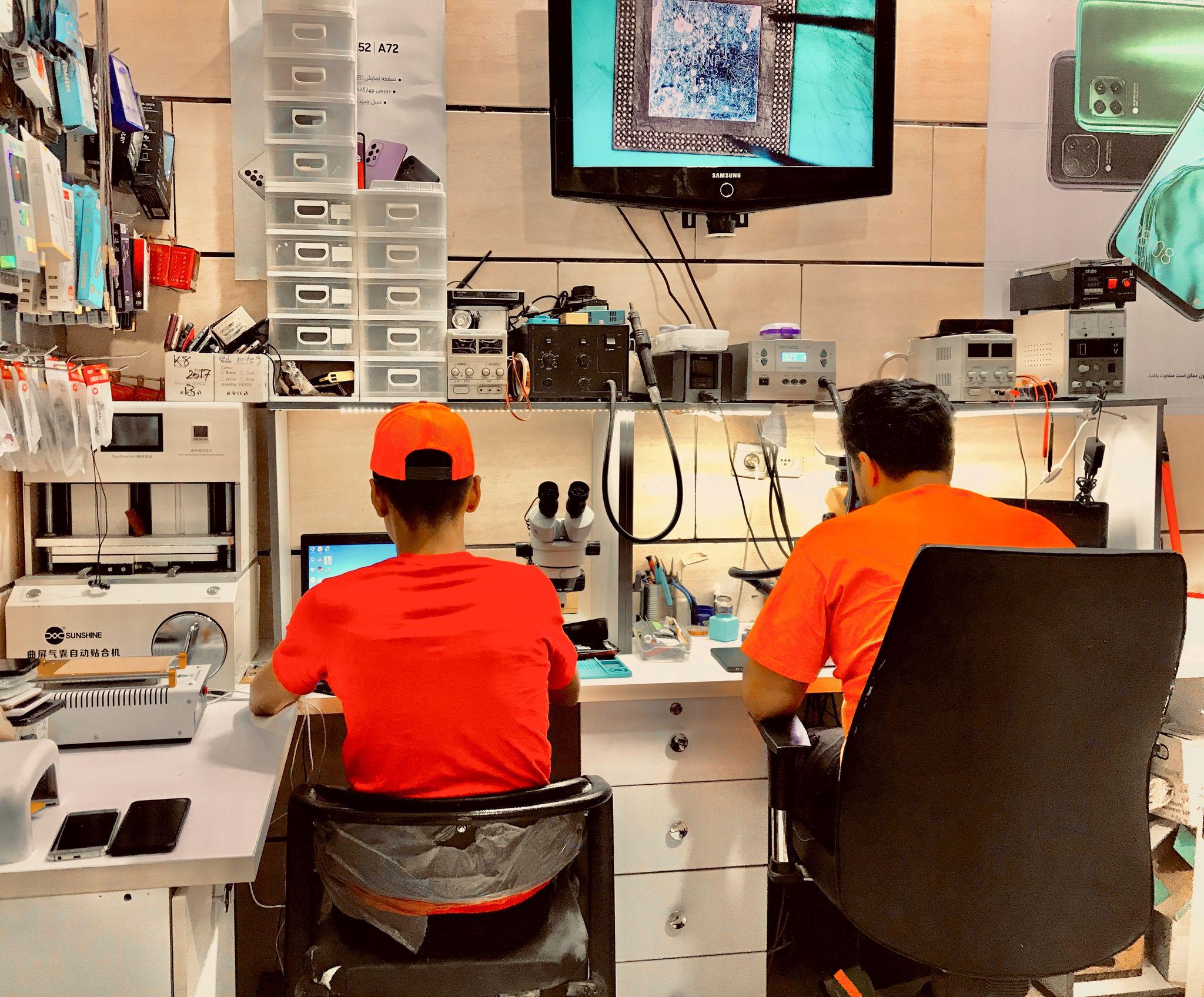 نفری اکادمی