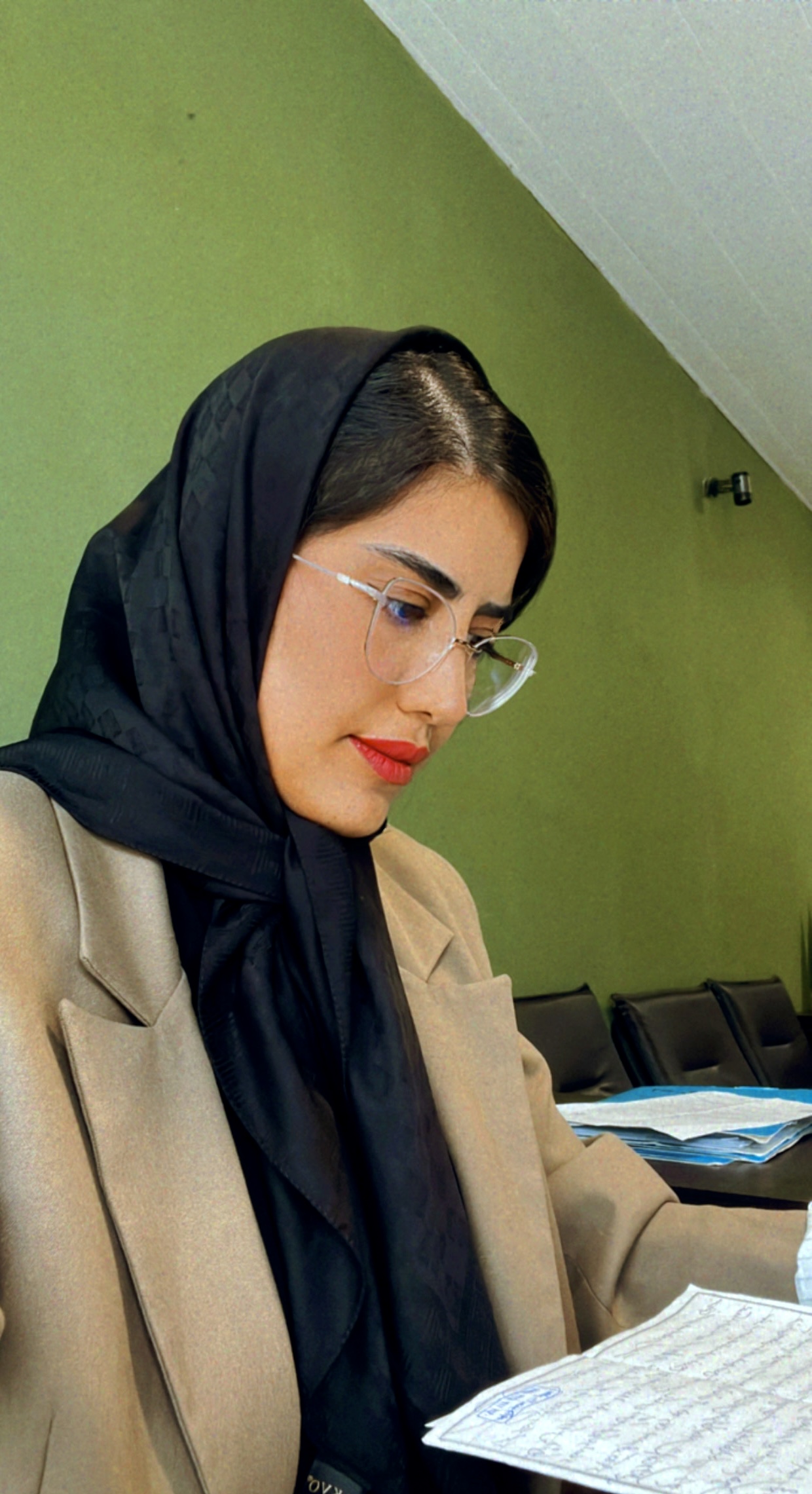 وکیل مانا رمضانی