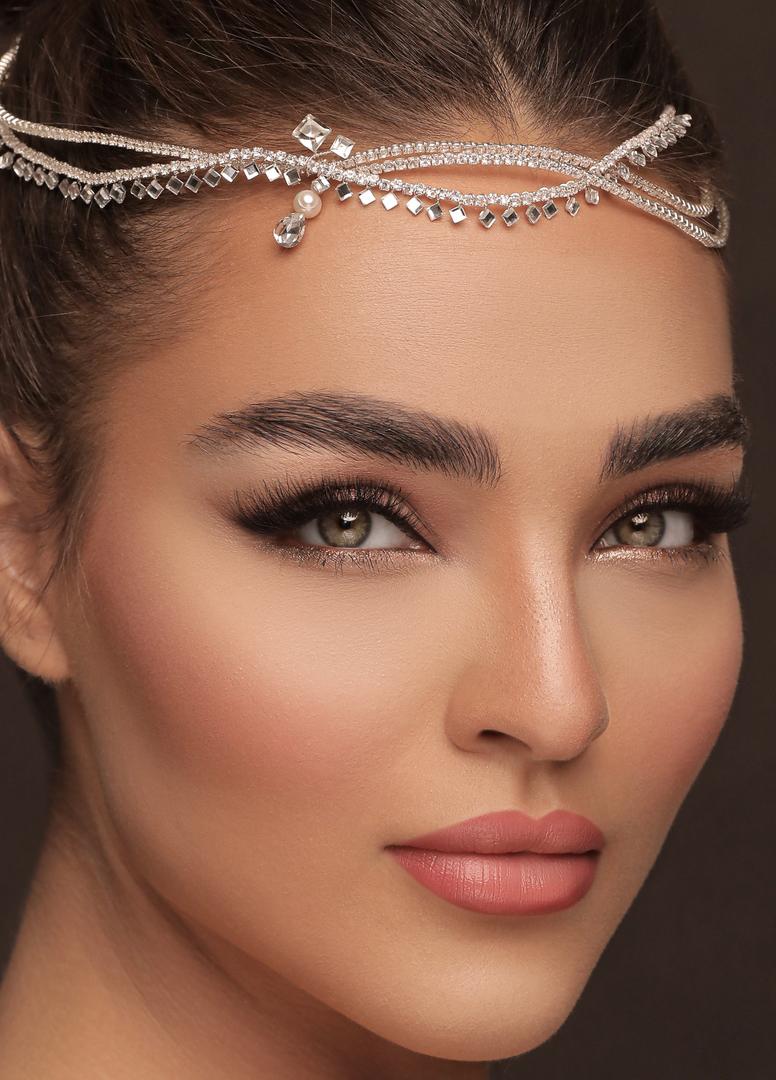 خدمات تخصصی میکاپ نیلوفر