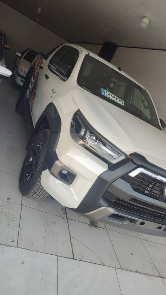 نمایشگاه اتومبیل