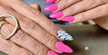 سالن زيبايى گلناز