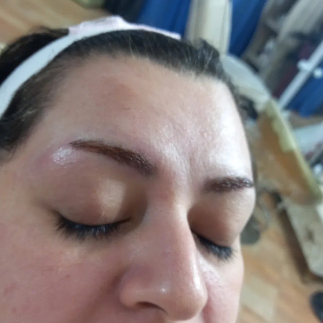 خدمات تخصصی ابرو ،میکرو بلیندینگ، فیبروز