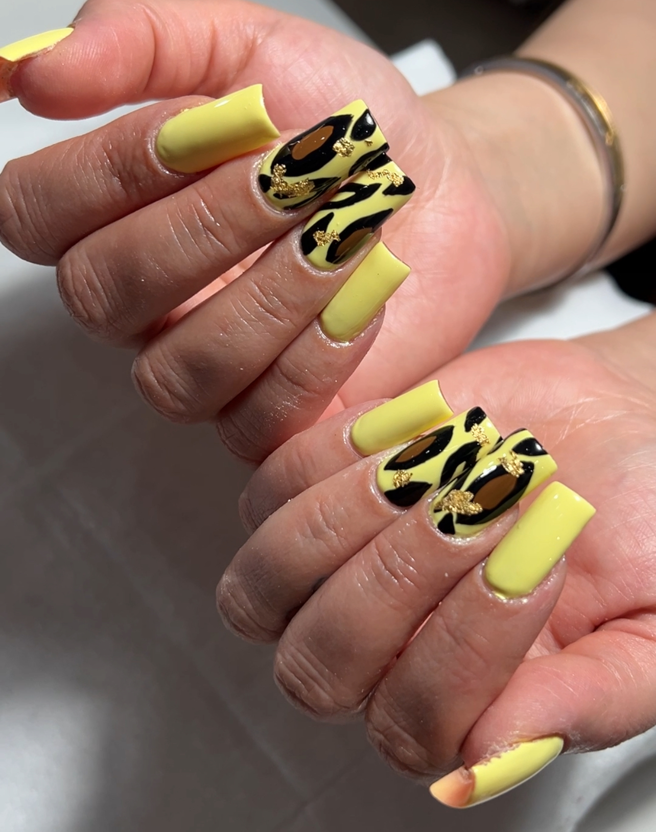 آرایشگاه زنانه دان