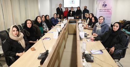 آموزش و انجام پاکسازی تخصصی پوست نیلوفر