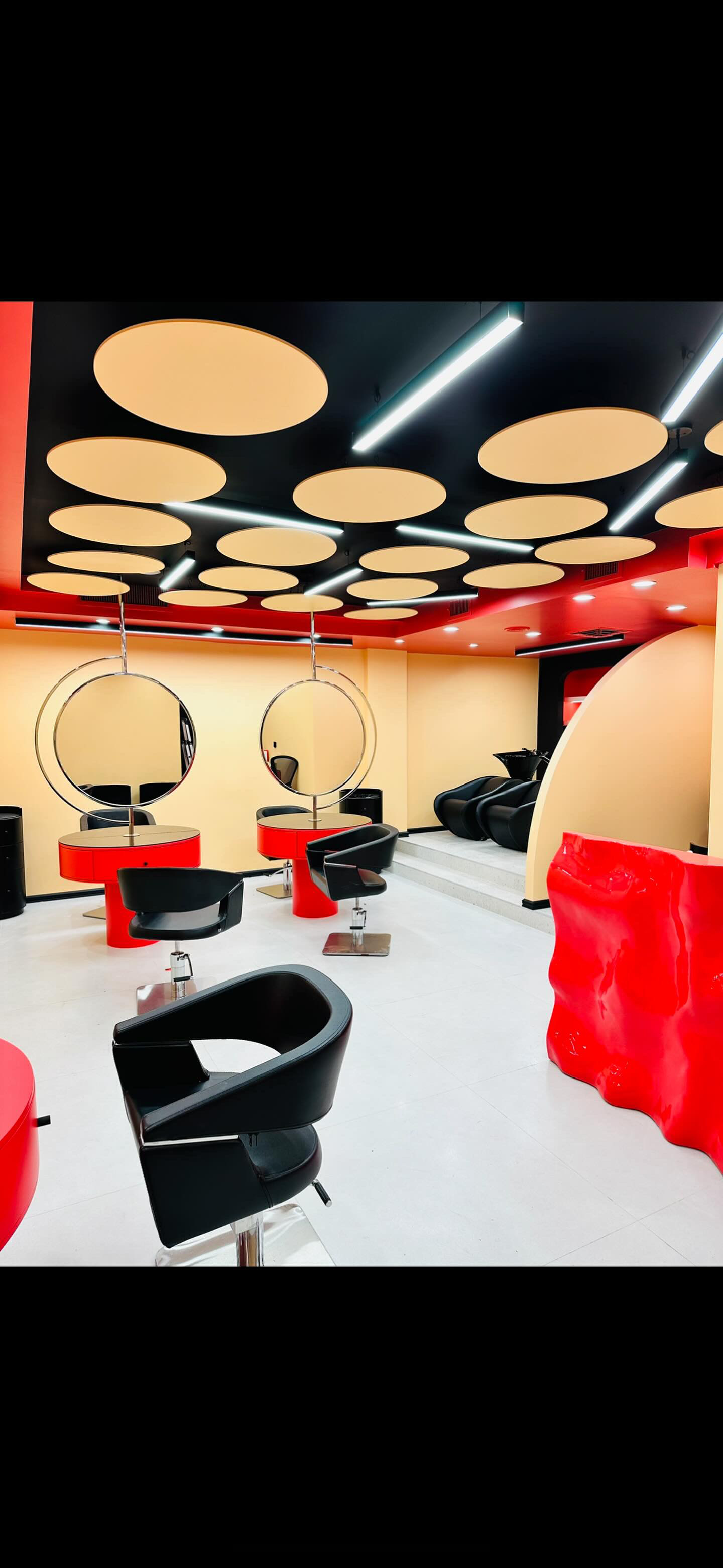 مجموعه ی تخصصی زیبایی جینجر زون