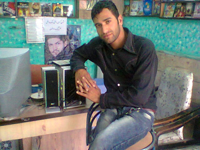 محصولات فرهنگی وحید