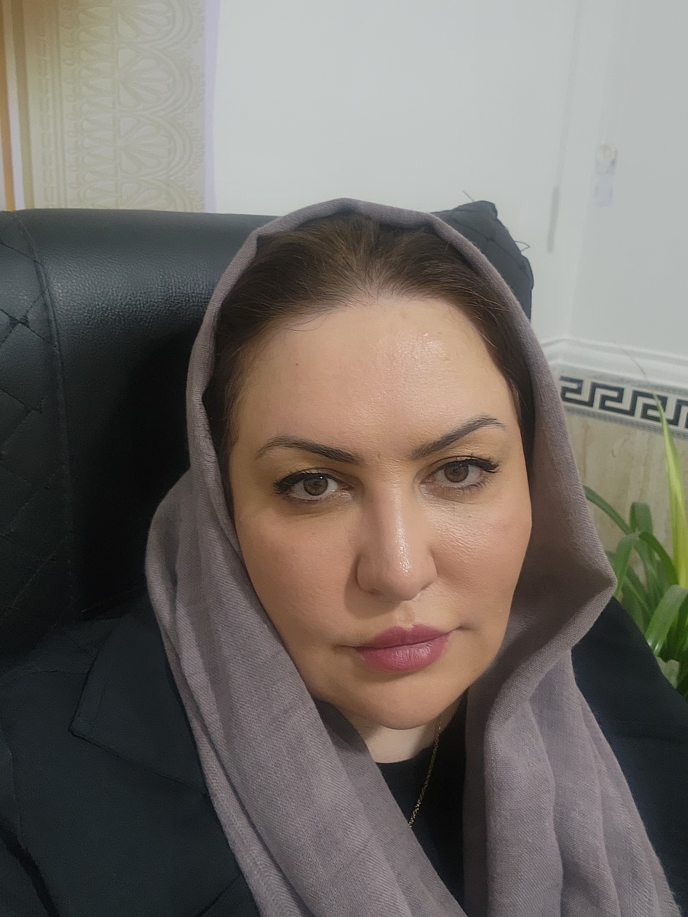 وکیل پایه یک دادگستری لیلا زندیه