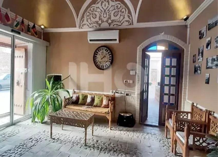 اقامتگاه سنتی پارسیک یزد