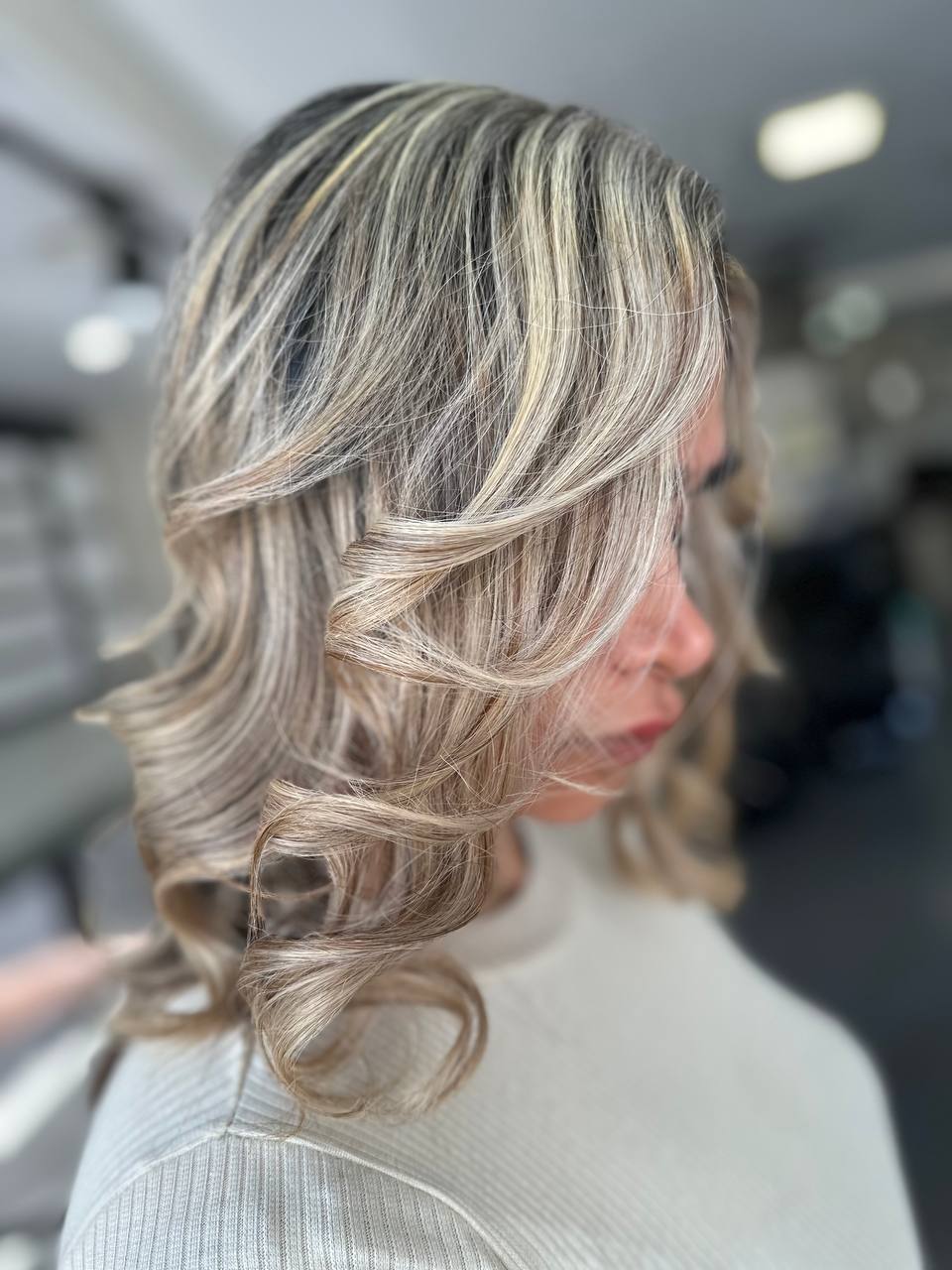 سالن زیبایی صورتک