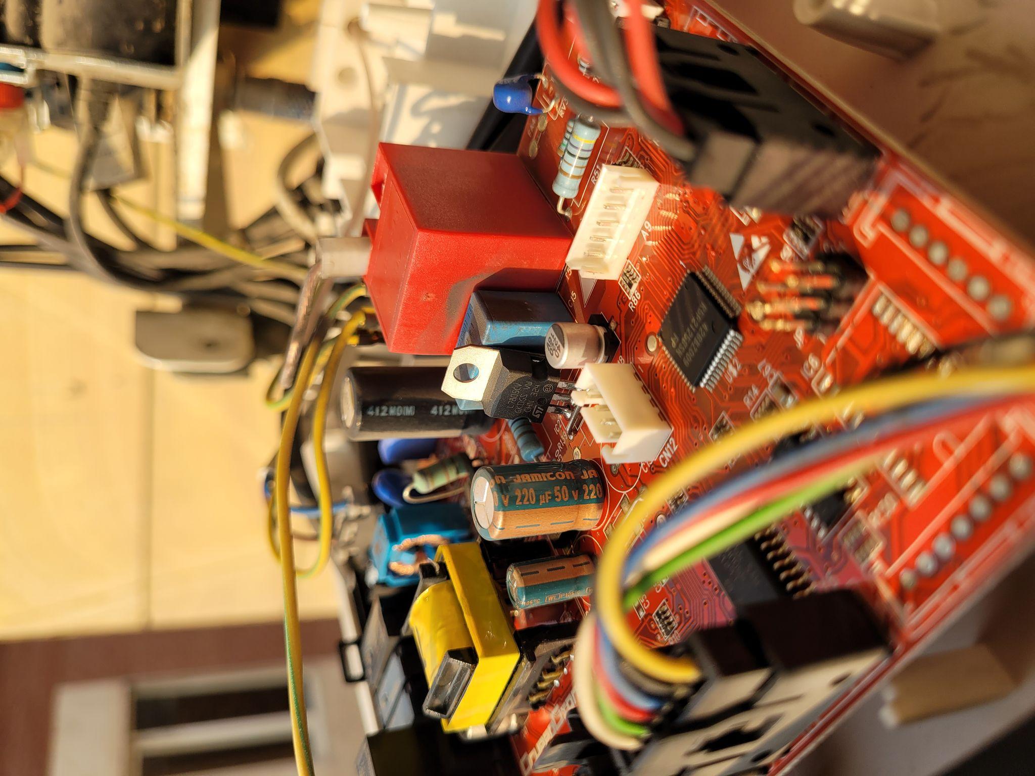 تعمیر برد آراکلیان