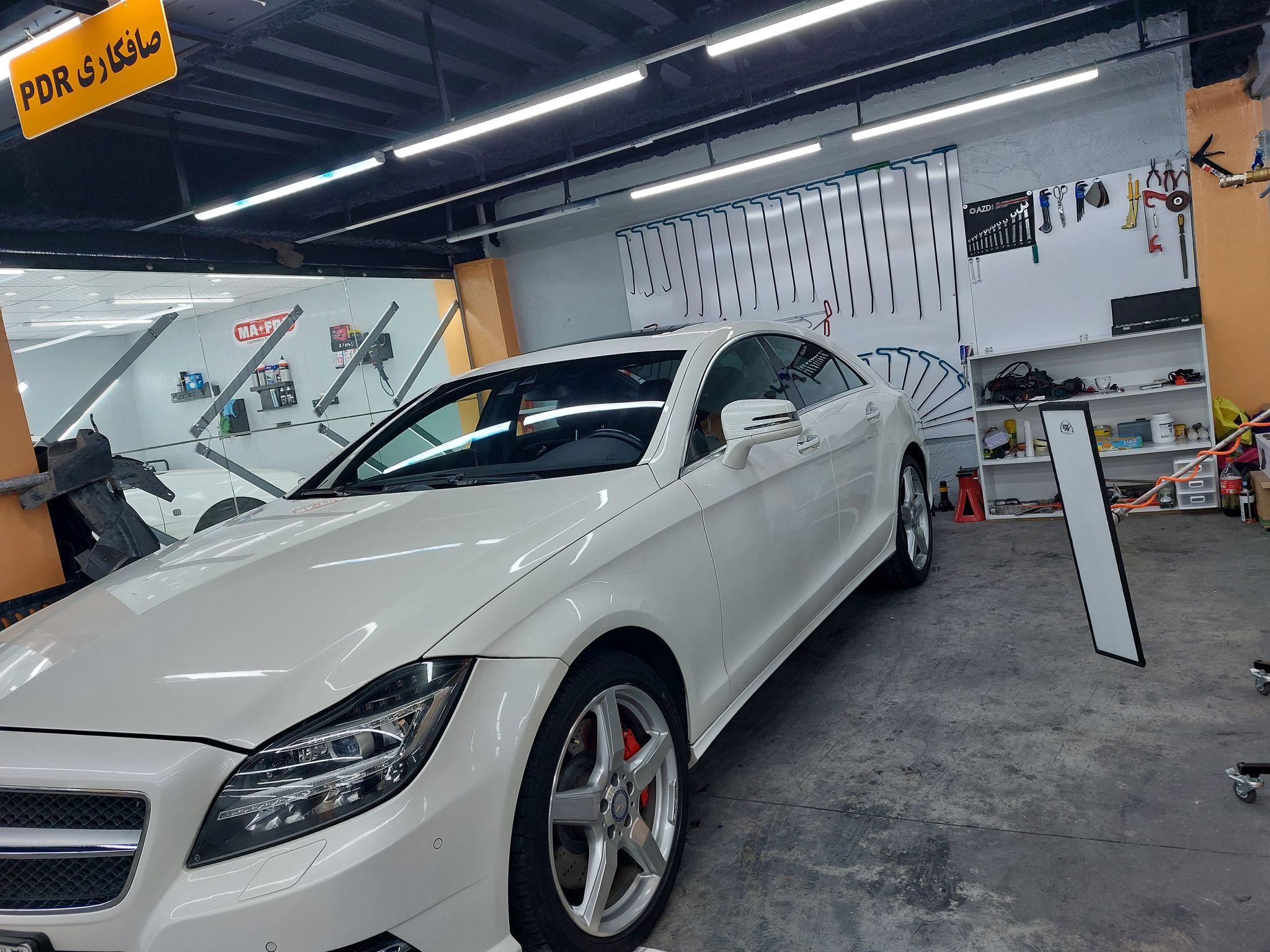 مجموعه کارواش و خدمات خودرو برلیان زعفرانیه