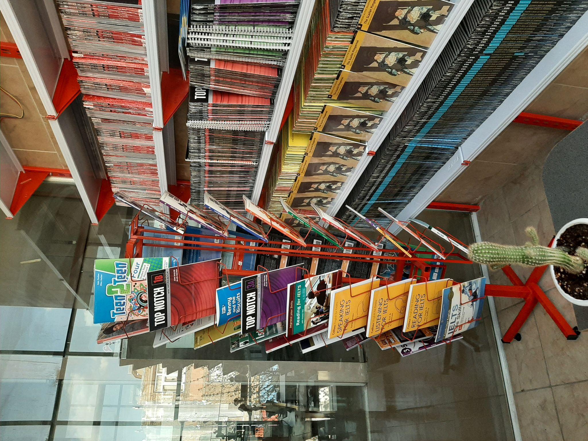 کتابفروشی زبان های خارجی واژگان