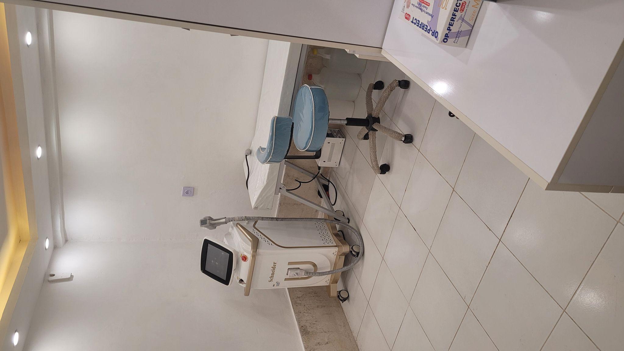 مرکز تخصصی لیزر موهای زائد نگین