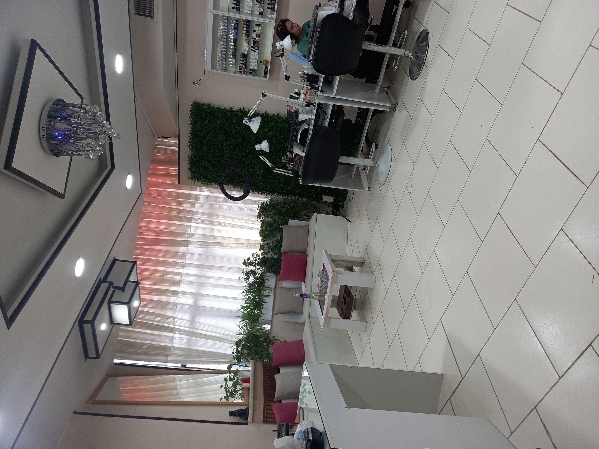 سالن زیبایی آسناد