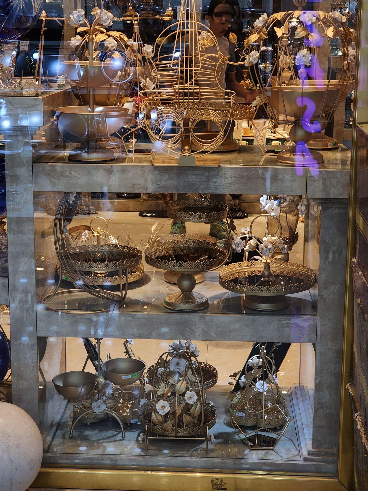 فروشگاه بلور و کریستال داداش زاده