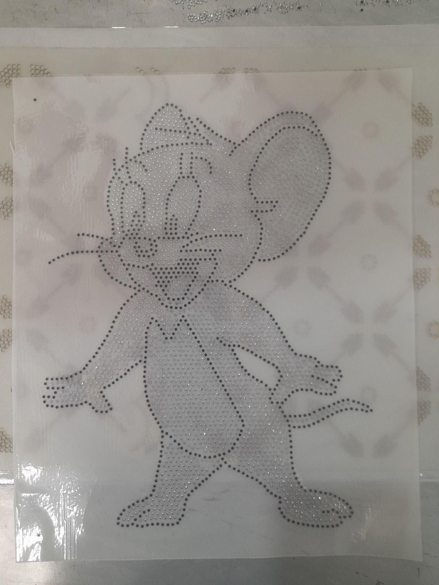 نگین حرارتی روی لباس مجلسی و غیره