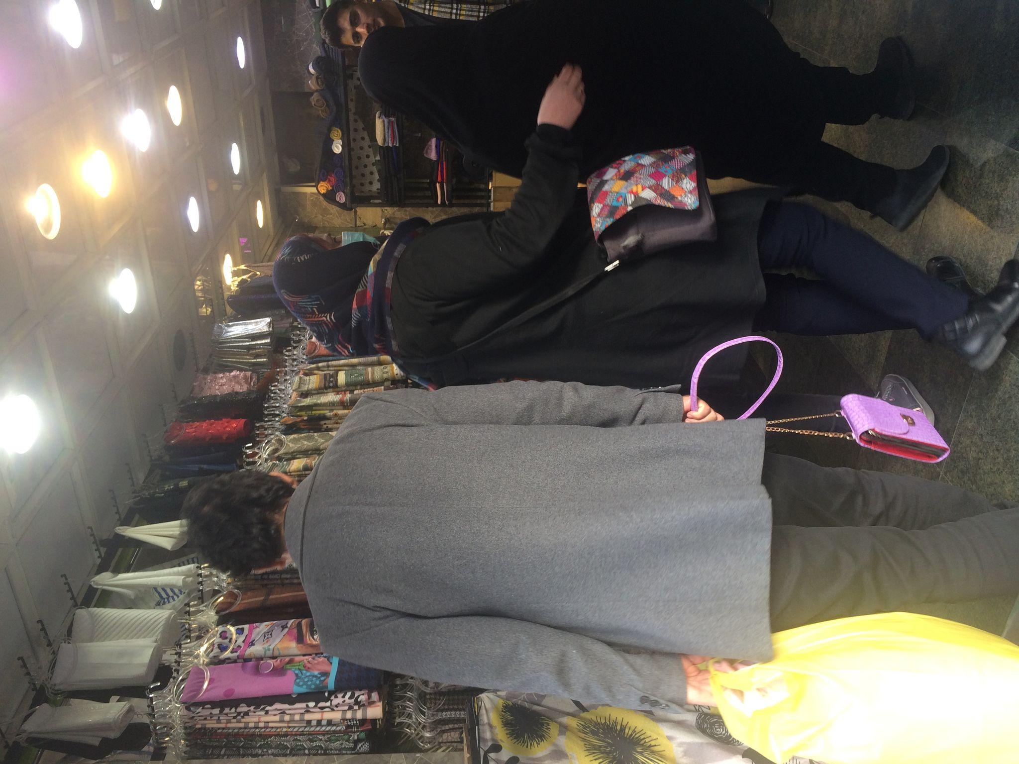 روسري فروشي تيارا