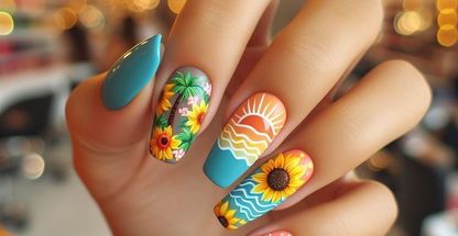 سالن کاشت ناخن مهتاب