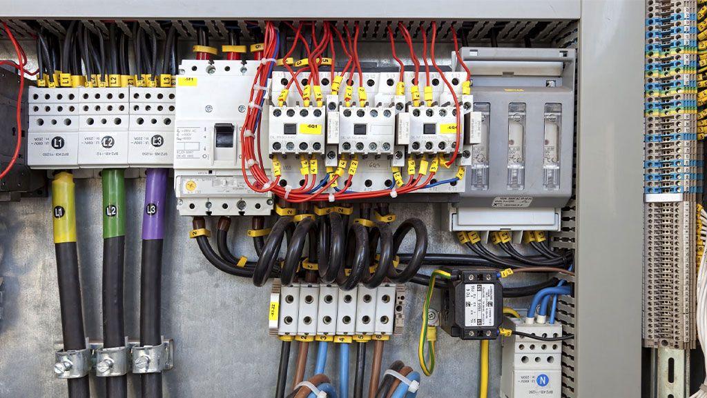 برق صنعتی و ساختمان شیرازی