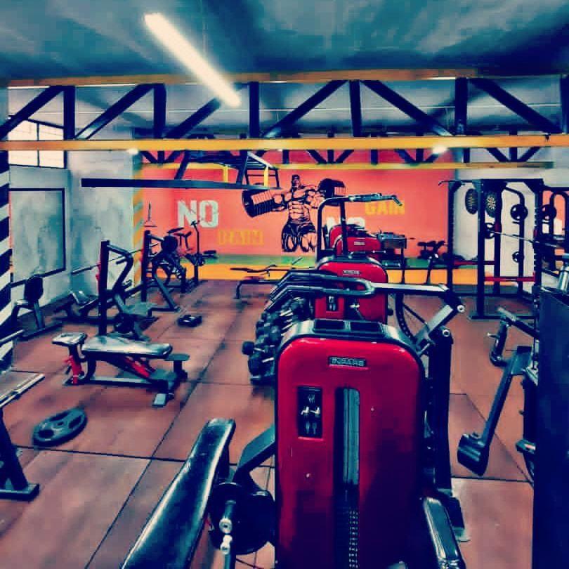 باشگاه بدنسازی عفری شعبه ۲