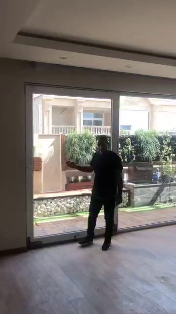 در و پنجره آلومینیوم گستر نوین