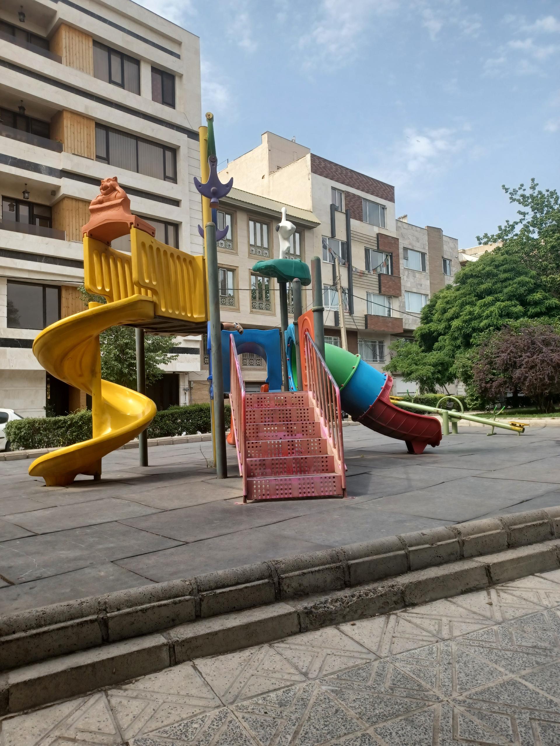 بوستان آلبالو