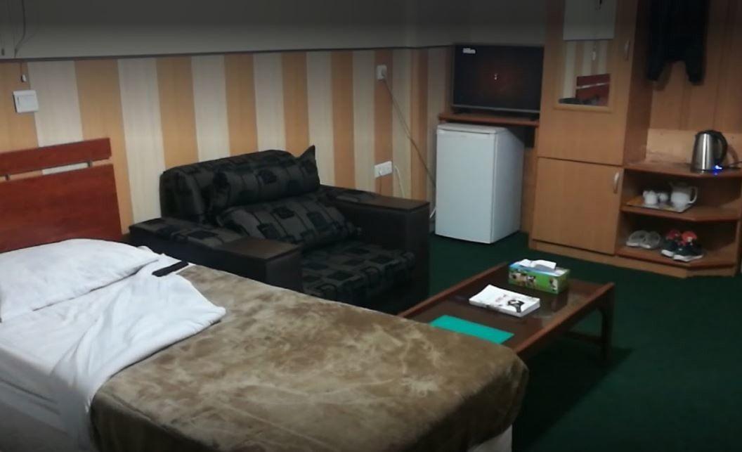 هتل قصر ایرانشهر