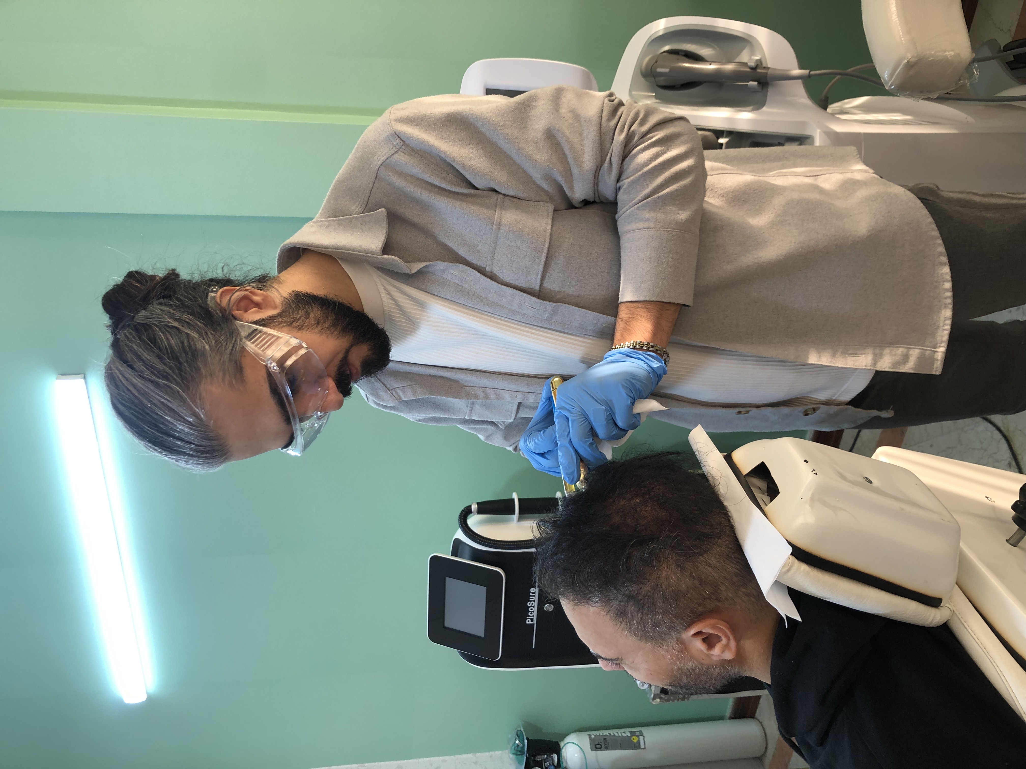 کلینیک زیبایی و لیزر باران در شهرری