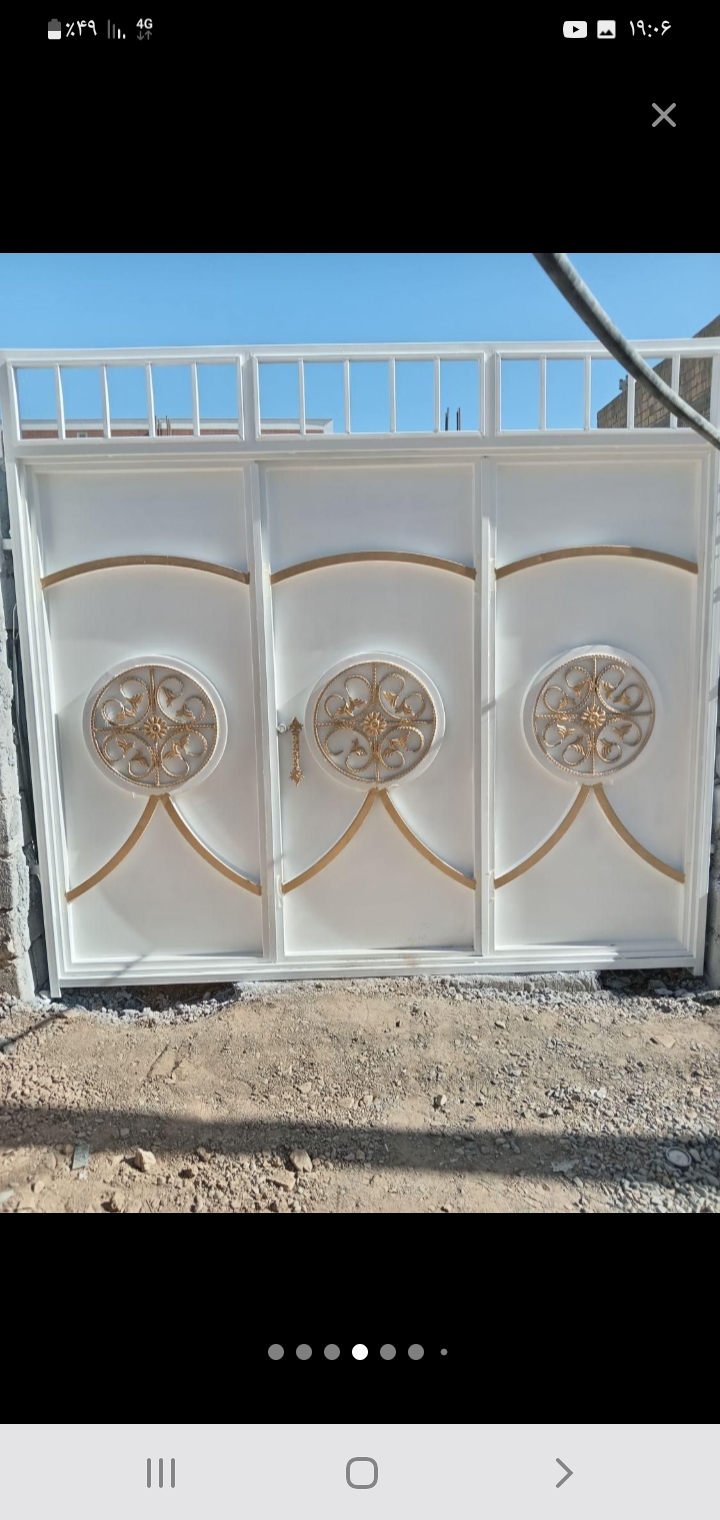 نقاش و درب و پنجر ساختمان یوسف