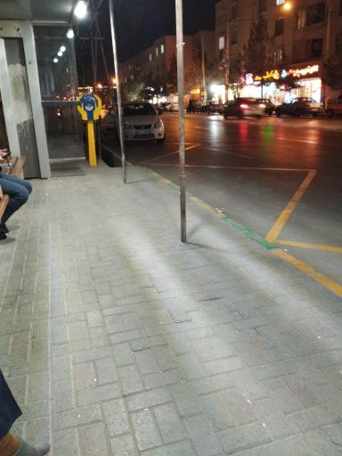 ایستگاه اتوبوس اقدسیه 19