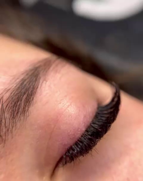 مرکز مژه ملیکا