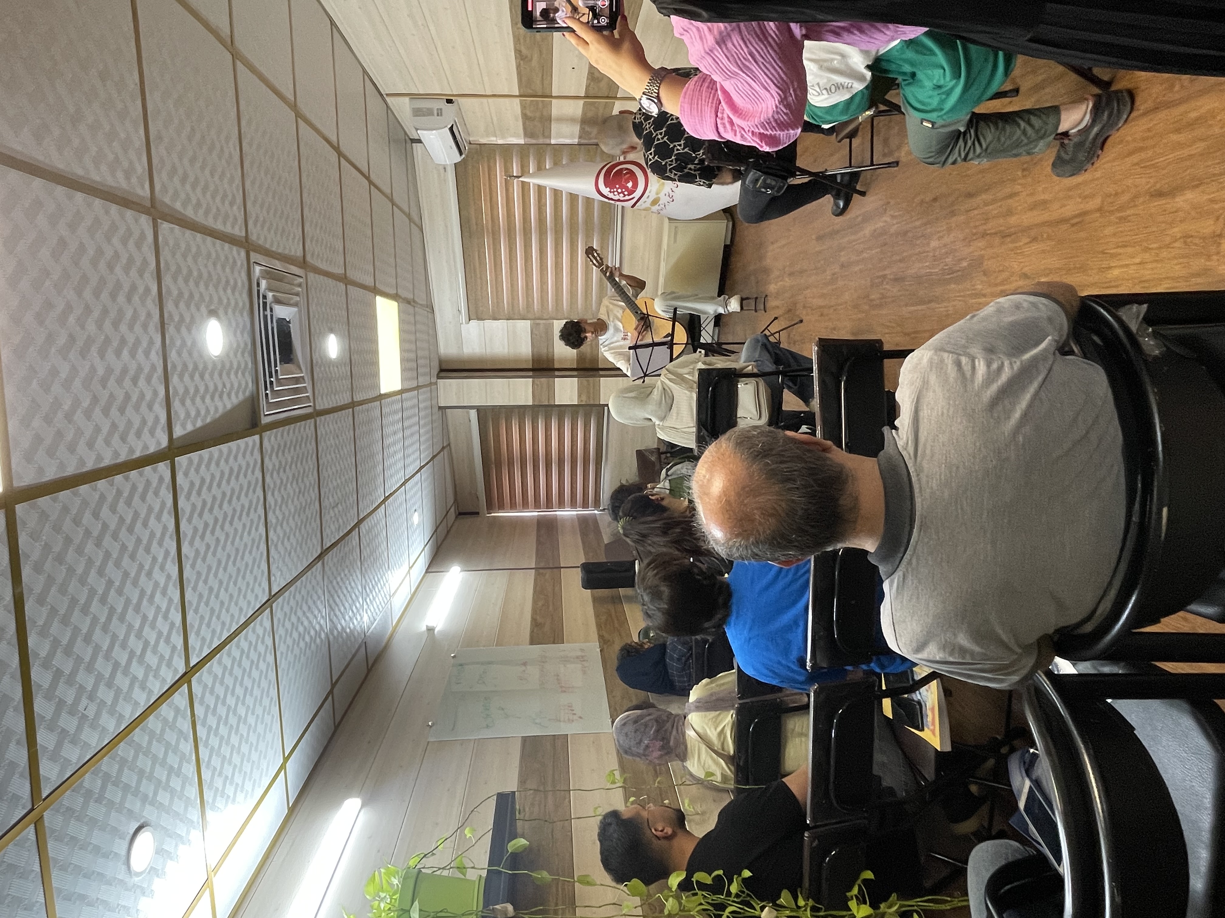 آموزشگاه موسیقی و هنر آوای یاس